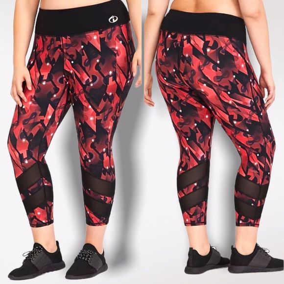 torrid Pants - Torrid Her Universe Disney The Incredibles Active Cropped Leggings 2 2XL